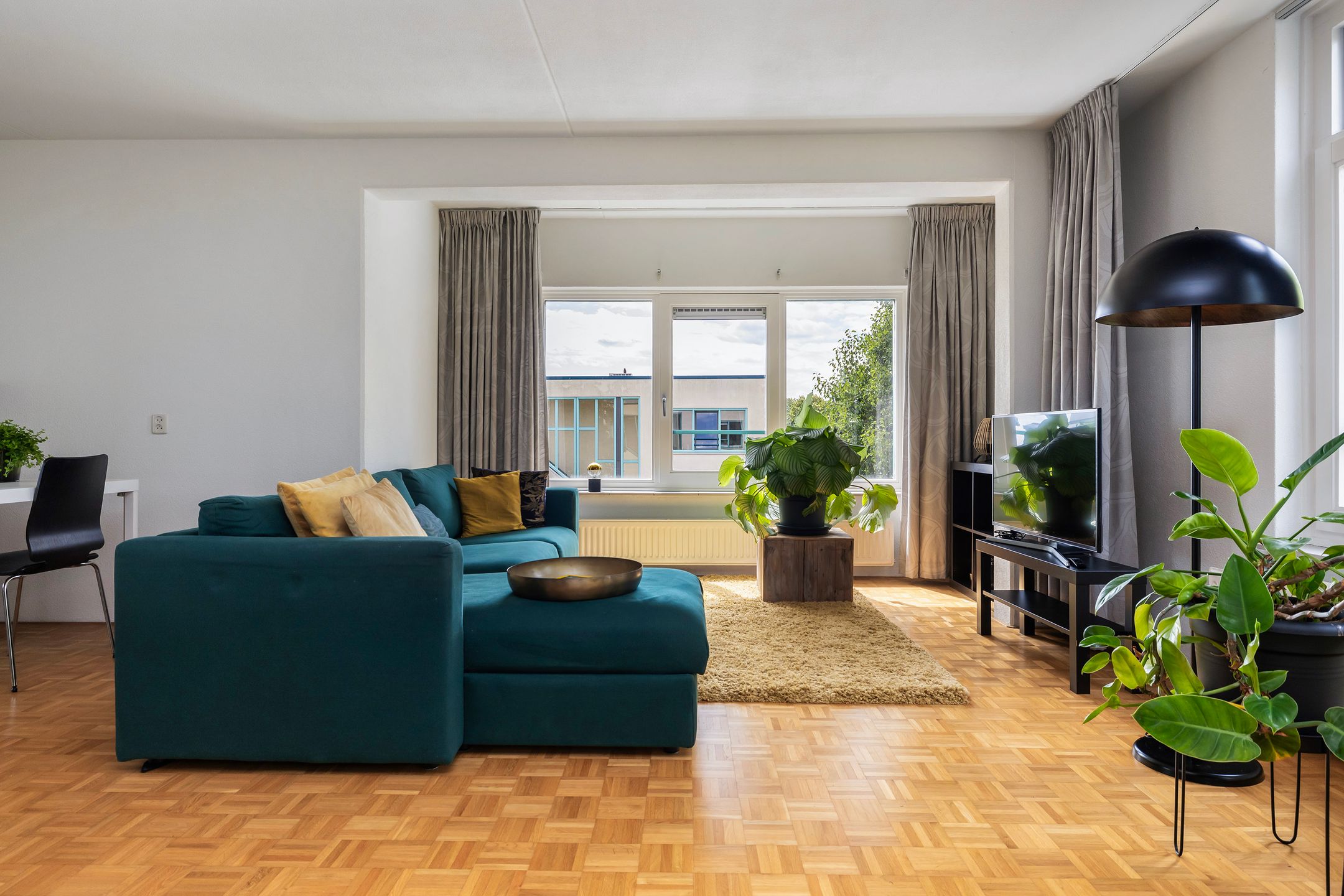 Foto 9 van Aartsbisschop Romerostraat 539