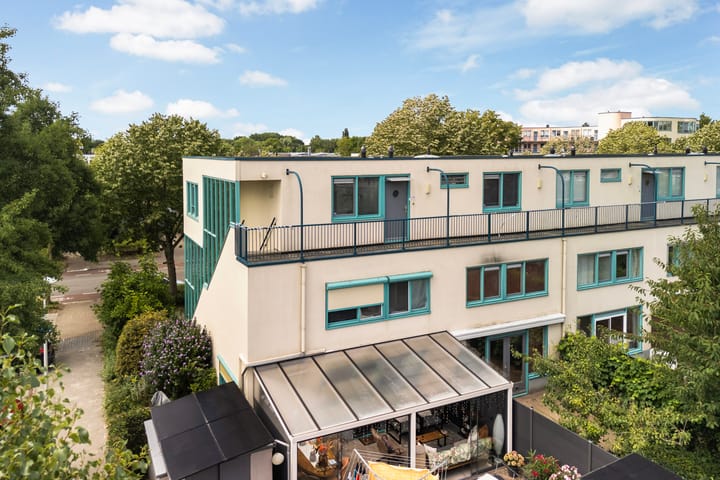 Foto 24 van Aartsbisschop Romerostraat 539