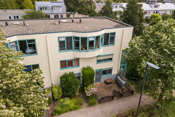 Foto 26 van Aartsbisschop Romerostraat 539