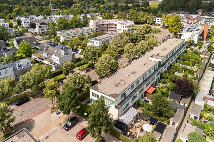 Foto 27 van Aartsbisschop Romerostraat 539