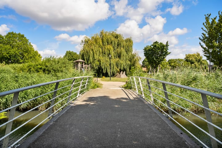 Foto 30 van Meerwedesingel 127