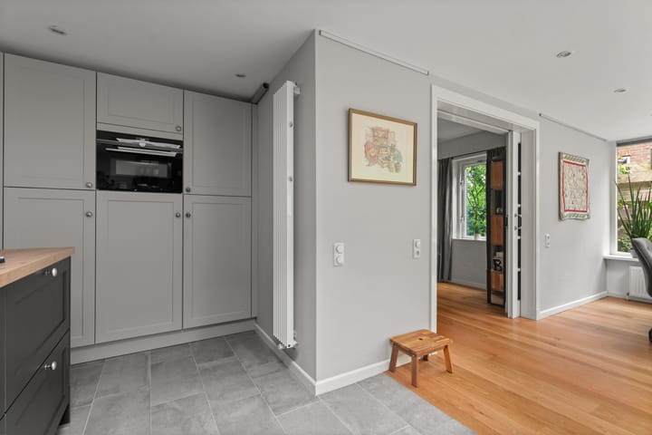 Photo 9 of Middenlaan 48