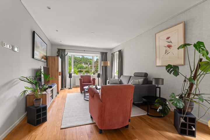 Photo 13 of Middenlaan 48