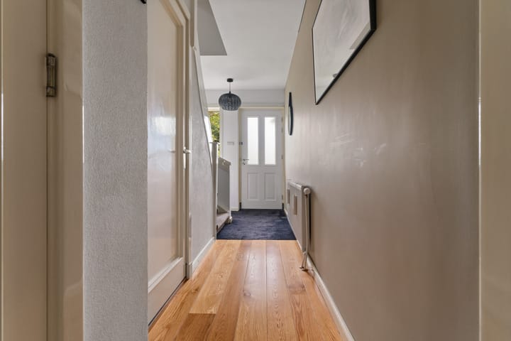 Photo 19 of Middenlaan 48