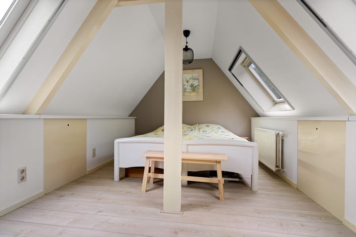 Photo 33 of Middenlaan 48