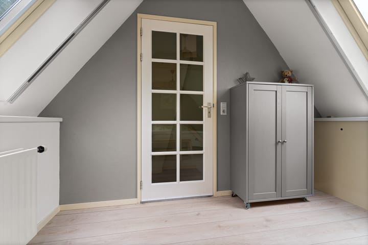 Photo 34 of Middenlaan 48