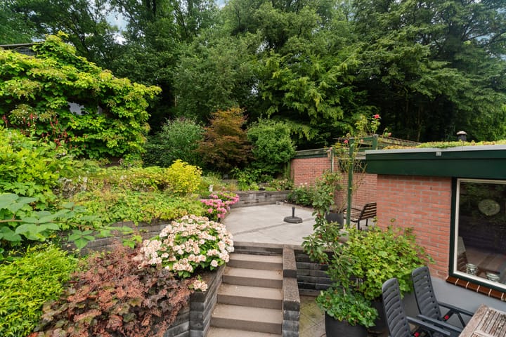 Photo 43 of Middenlaan 48