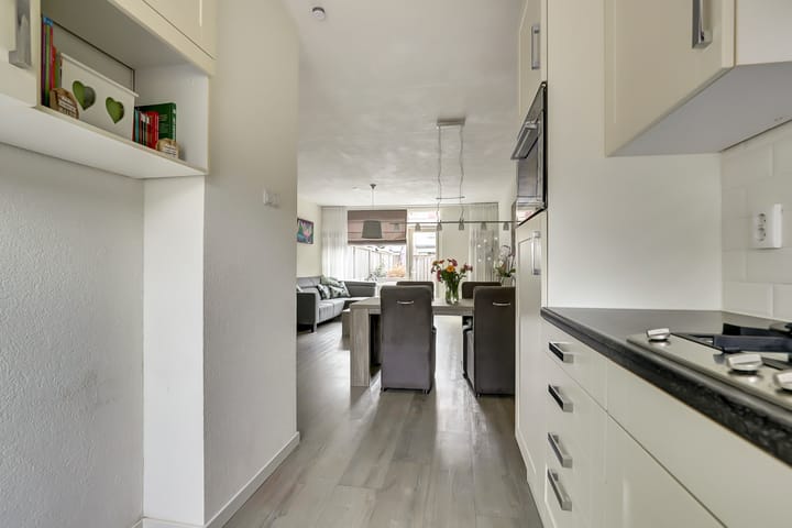 Foto 10 van Rijnenburg 15