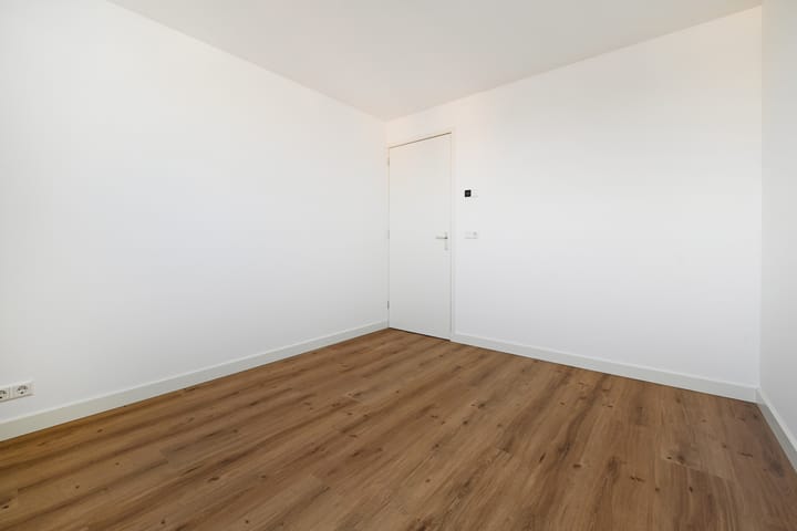 Foto 14 van Korbootstraat 37-B