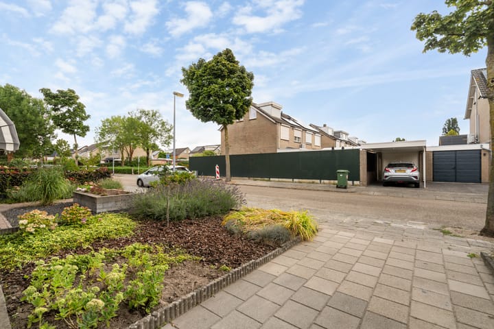 Foto 8 van Batavierenstraat 15