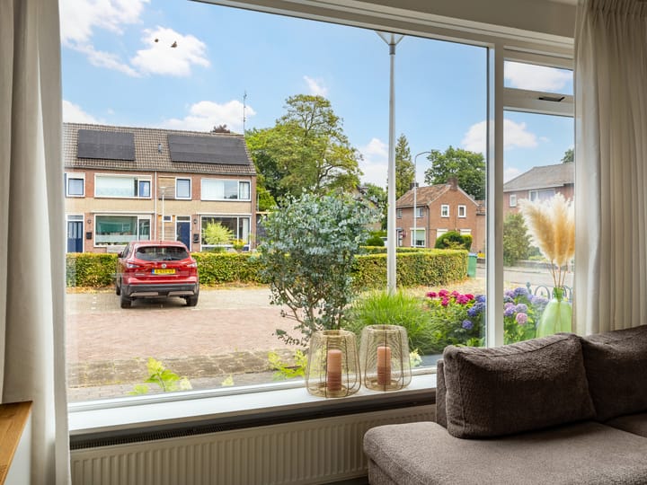 Foto 9 van Parallelweg 25