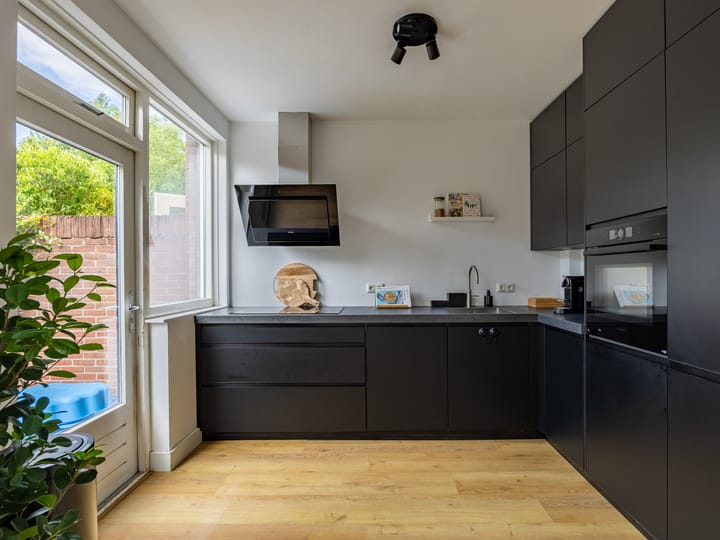 Foto 14 van Parallelweg 25