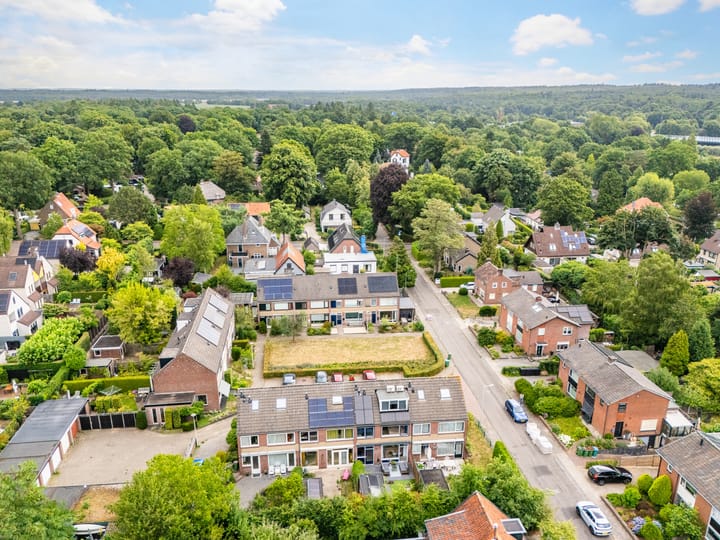 Foto 33 van Parallelweg 25