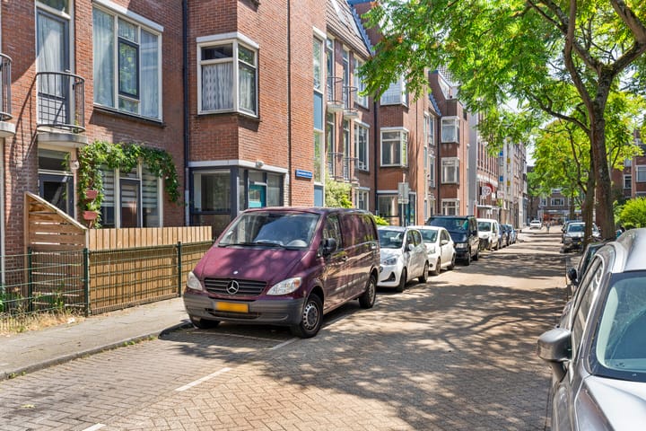 Photo 8 of Bloemkwekersstraat 34-A