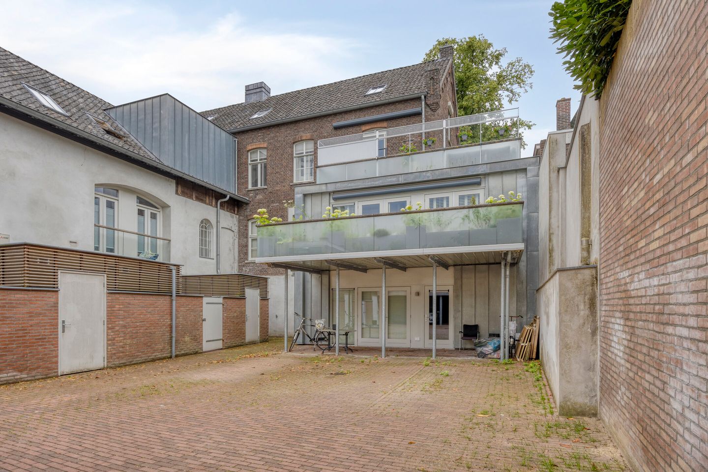 Foto 25 van Stationsweg 18-C