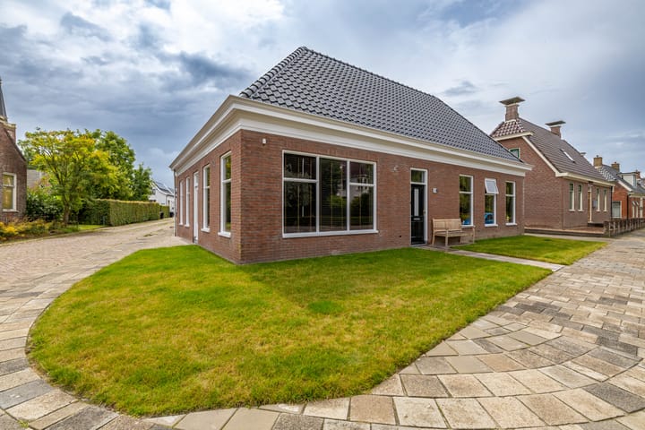 Raadhuisstraat 24