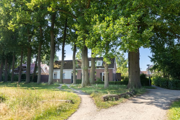 Foto 50 van 't Hof 1