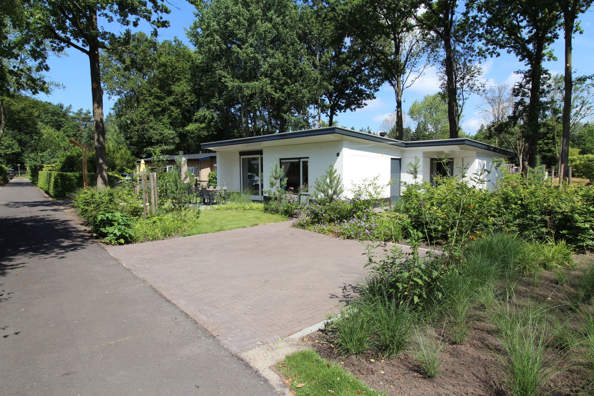 3-bedroom freehold villa in Lage Mierde — photo 2 of 5