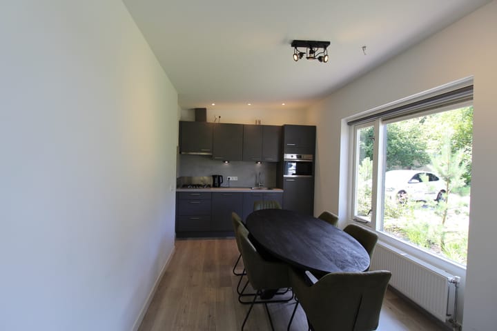 Photo 9 of Wellenseind 9-26