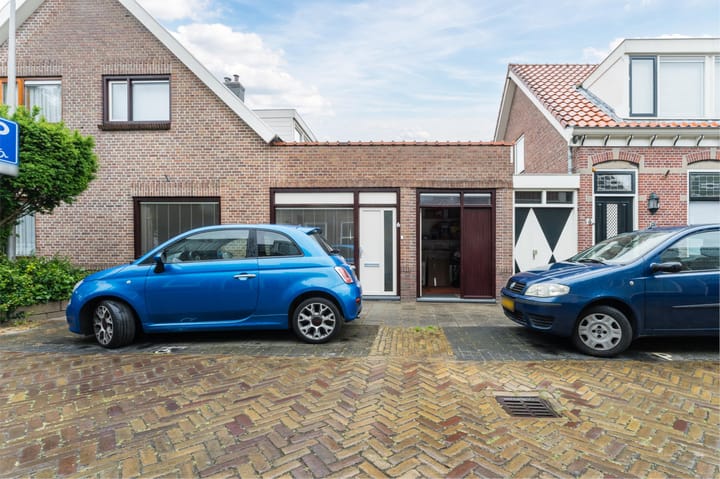 Foto 2 van Bijdorpstraat 6