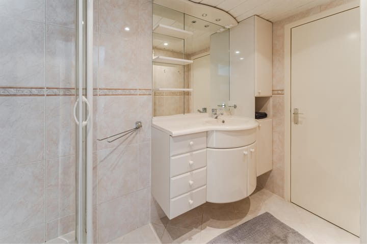 Foto 13 van Bijdorpstraat 6