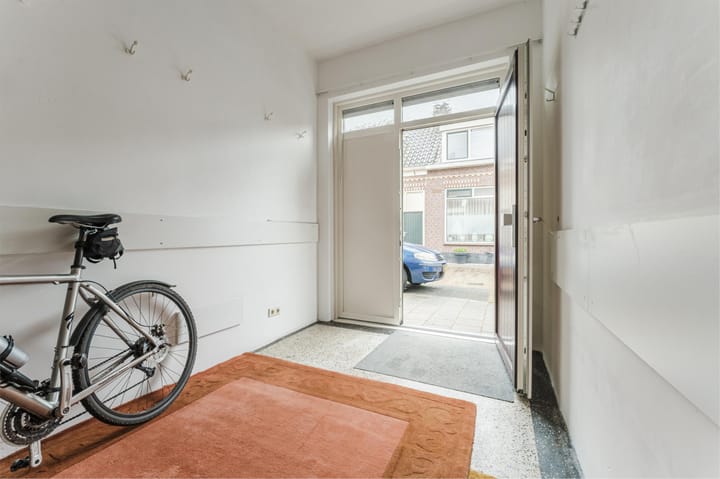 Foto 22 van Bijdorpstraat 6