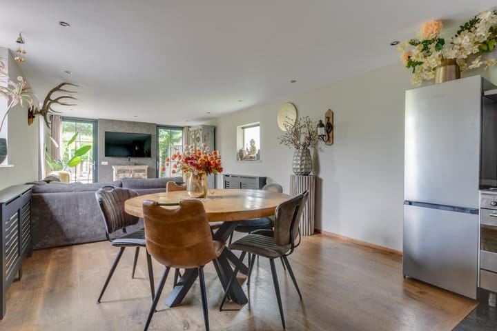 Foto 8 van Spoorstraat 98