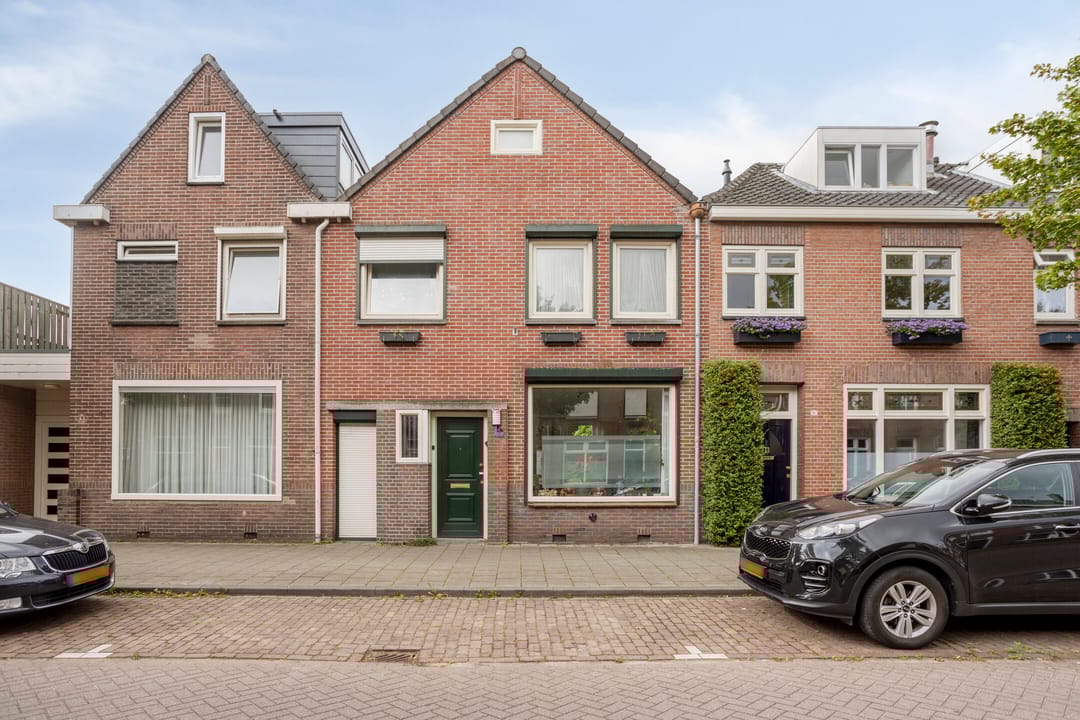 Photo 1 of Molenbochtstraat 4