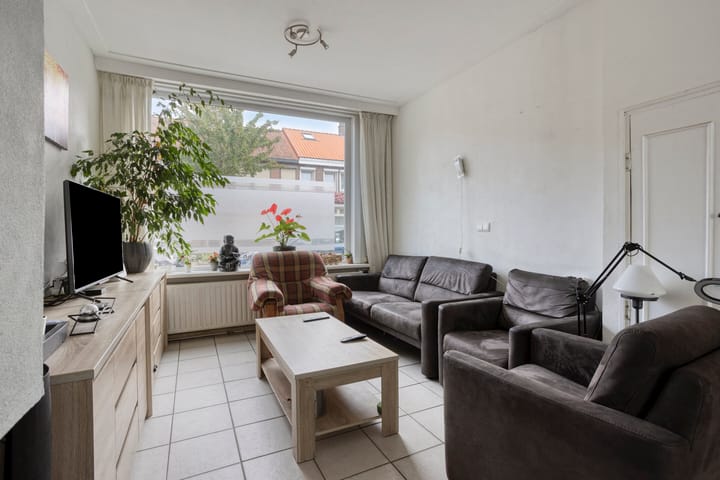 Foto 2 van Molenbochtstraat 4