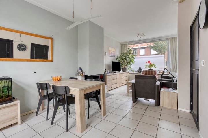 Foto 4 van Molenbochtstraat 4