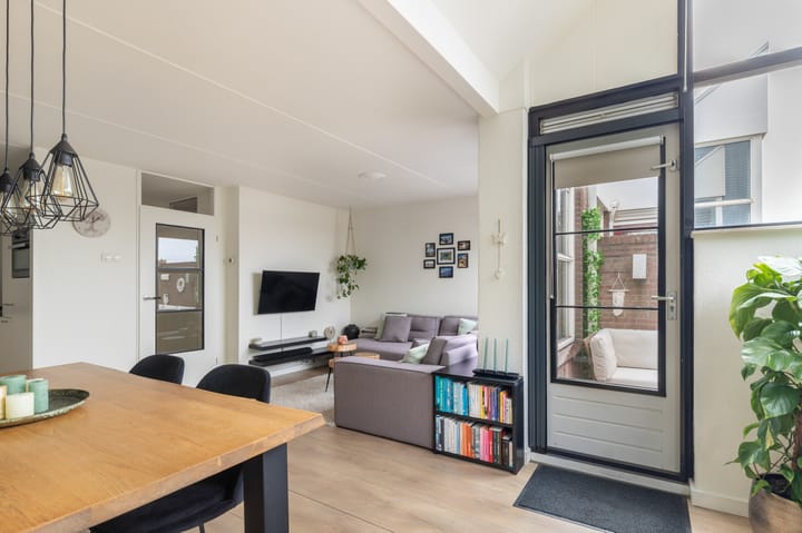 Foto 16 van Jacob van Deventerstraat 57