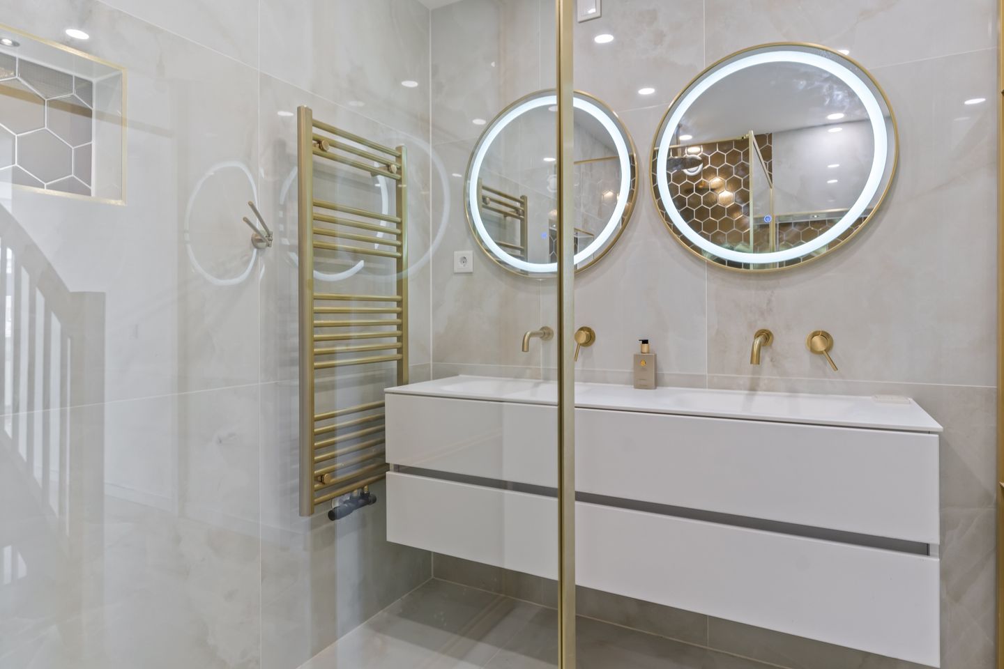 Foto 20 van Zalmwater 17