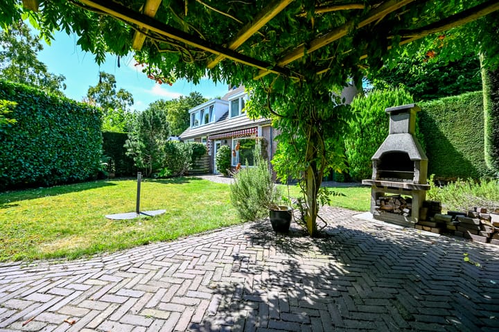 Photo 32 of Oosterduinweg 211