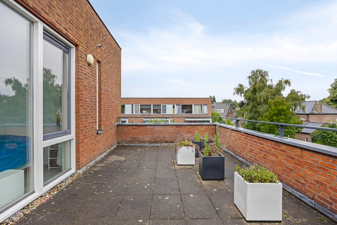 Foto 16 van Aronskelkstraat 163