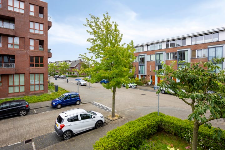 Foto 33 van Aronskelkstraat 163