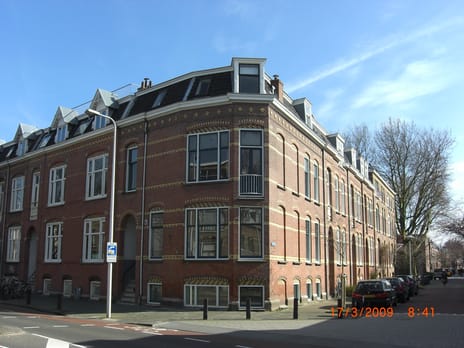 Adelaarstraat 27