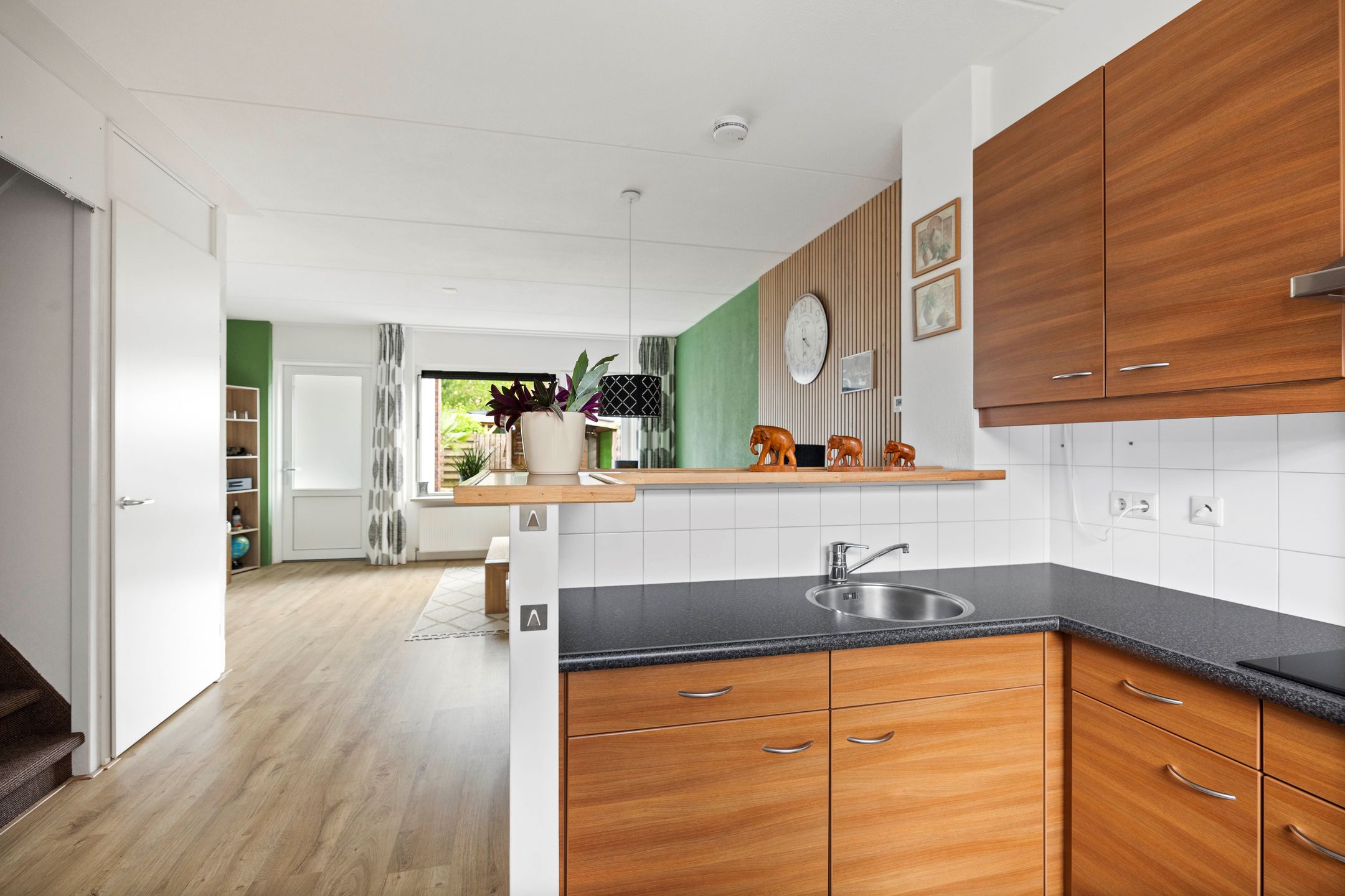 Foto 6 van Hazelaarserf 17