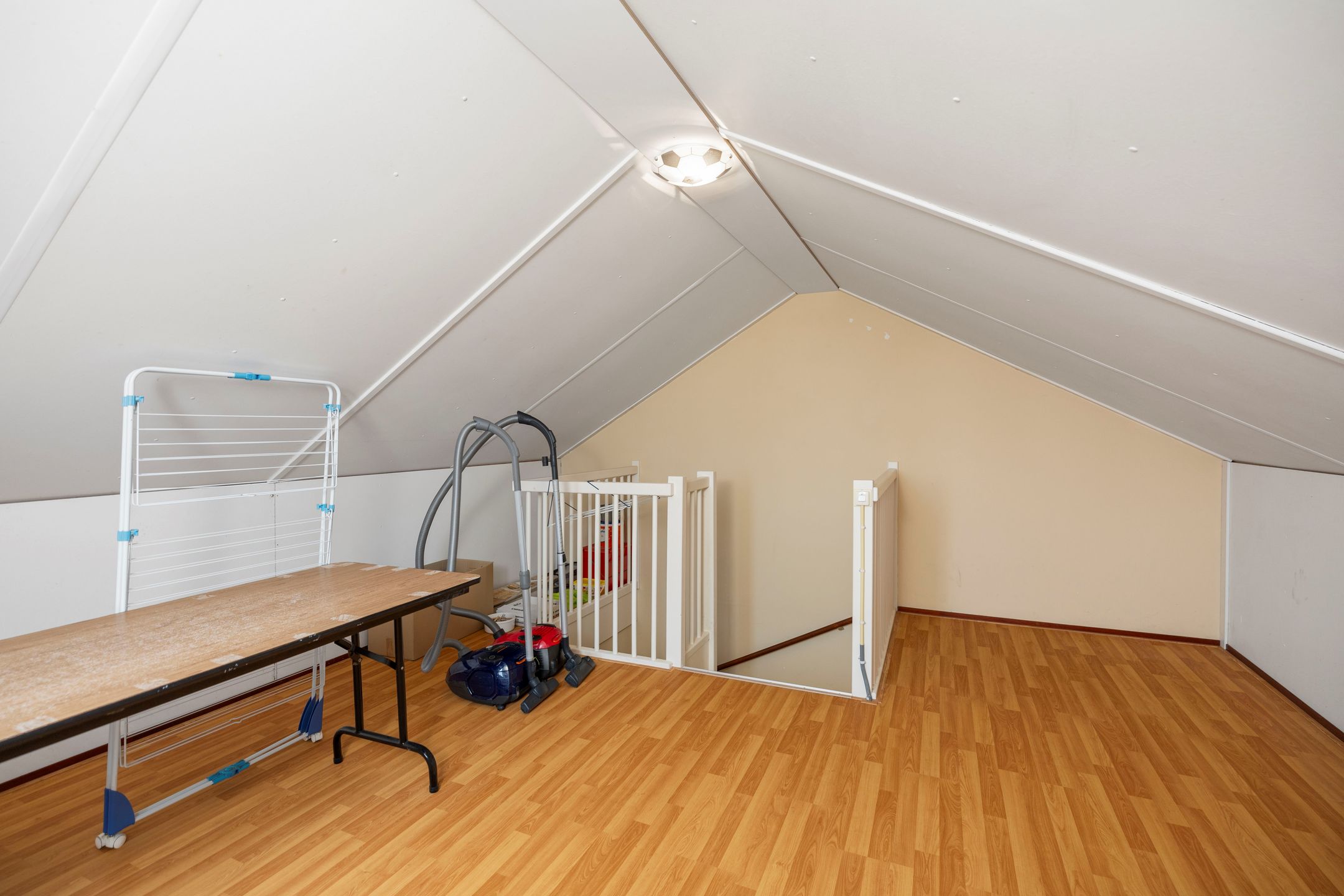 Foto 24 van Hazelaarserf 17