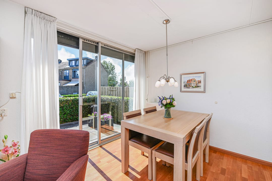 Photo 11 of Prins Clausplein 1