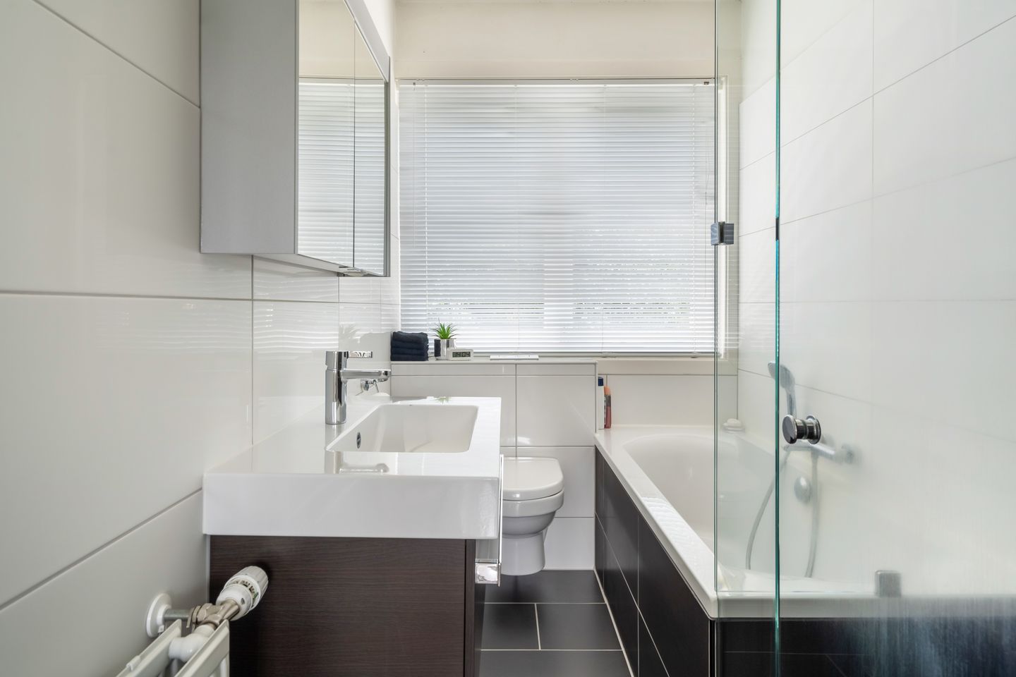 Photo 4 of Tesselschadestraat 4