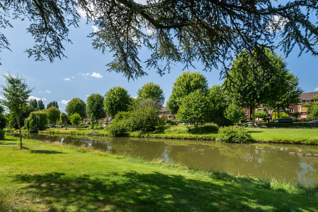 Photo 47 of Tesselschadestraat 4