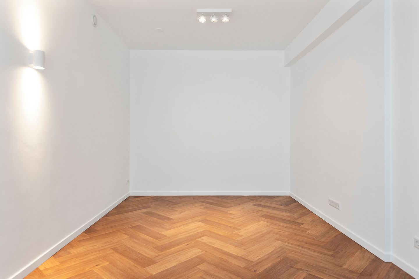 Foto 10 van Vinkenstraat 64-M