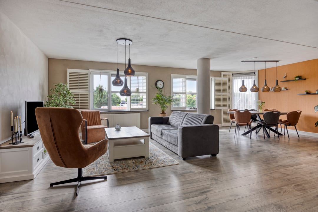 Photo 13 of Alexander Dubcekplaats 16