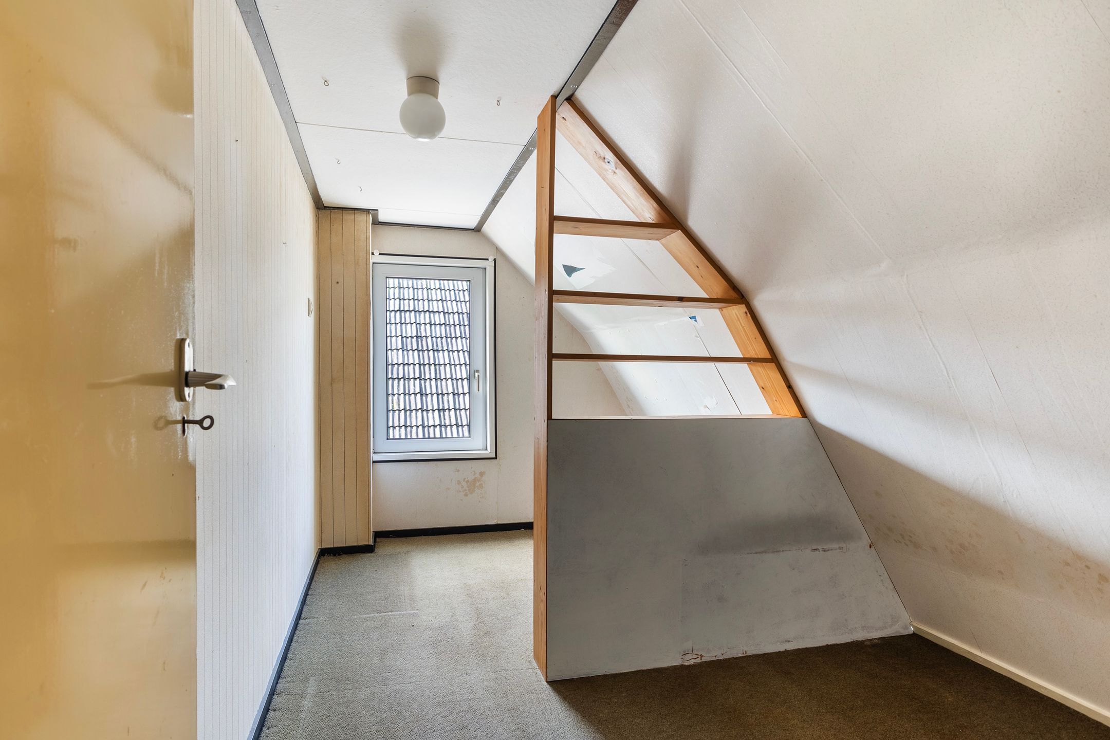 Photo 39 of Lytsedyk 49