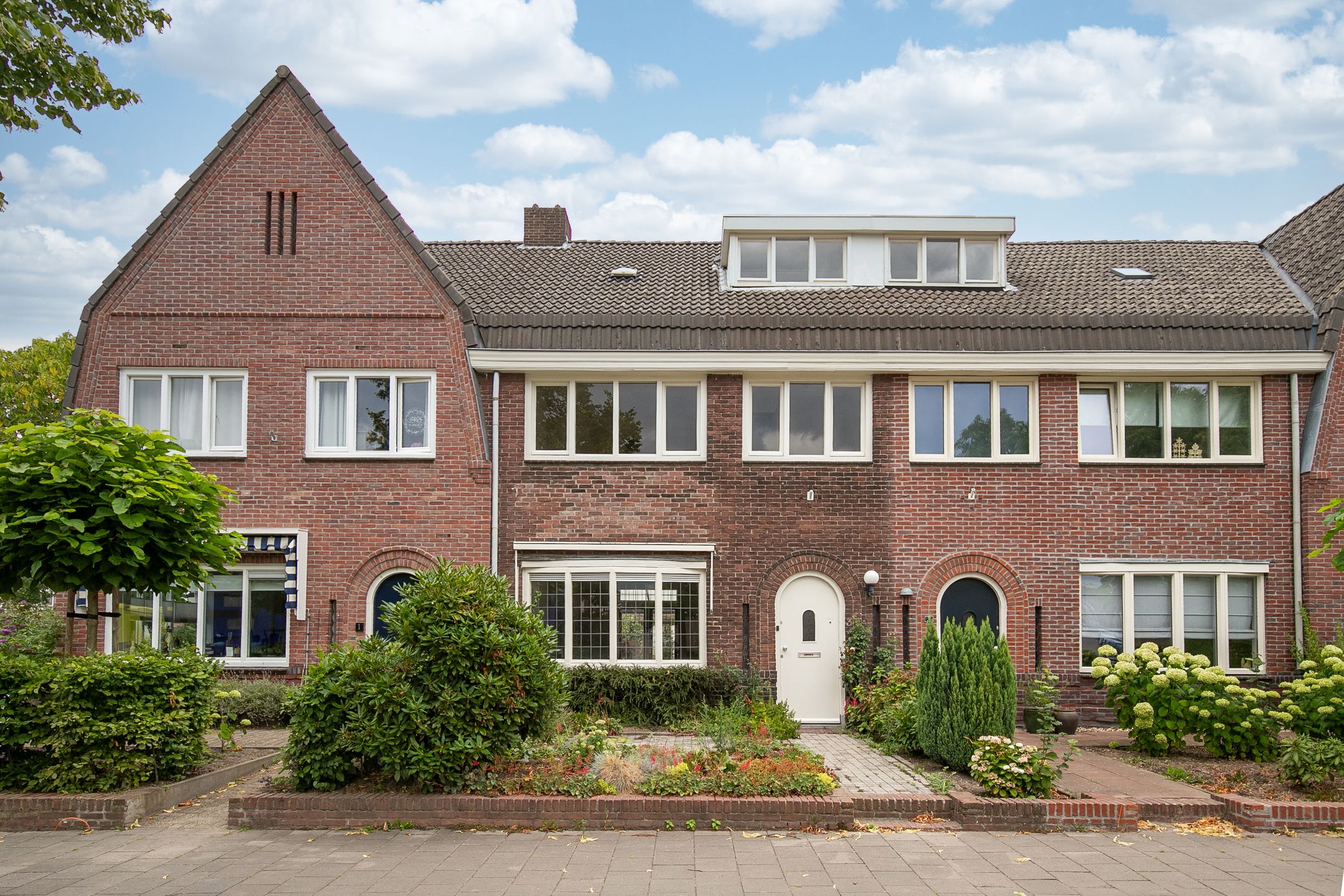 Burg. Waszinkstraat 3 