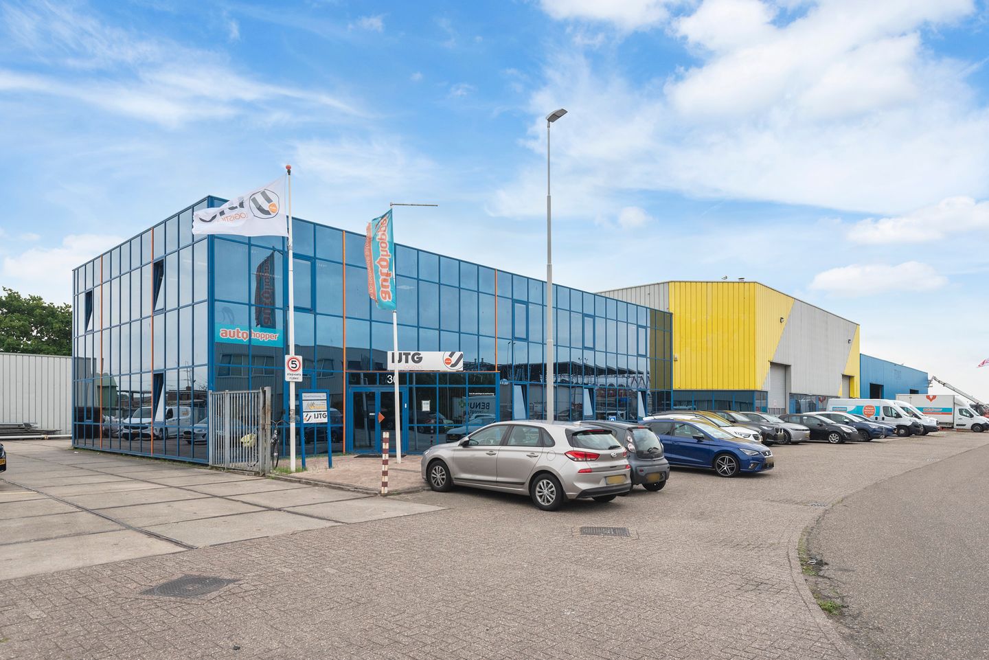 View photo 1 of Nijverheidsweg 30