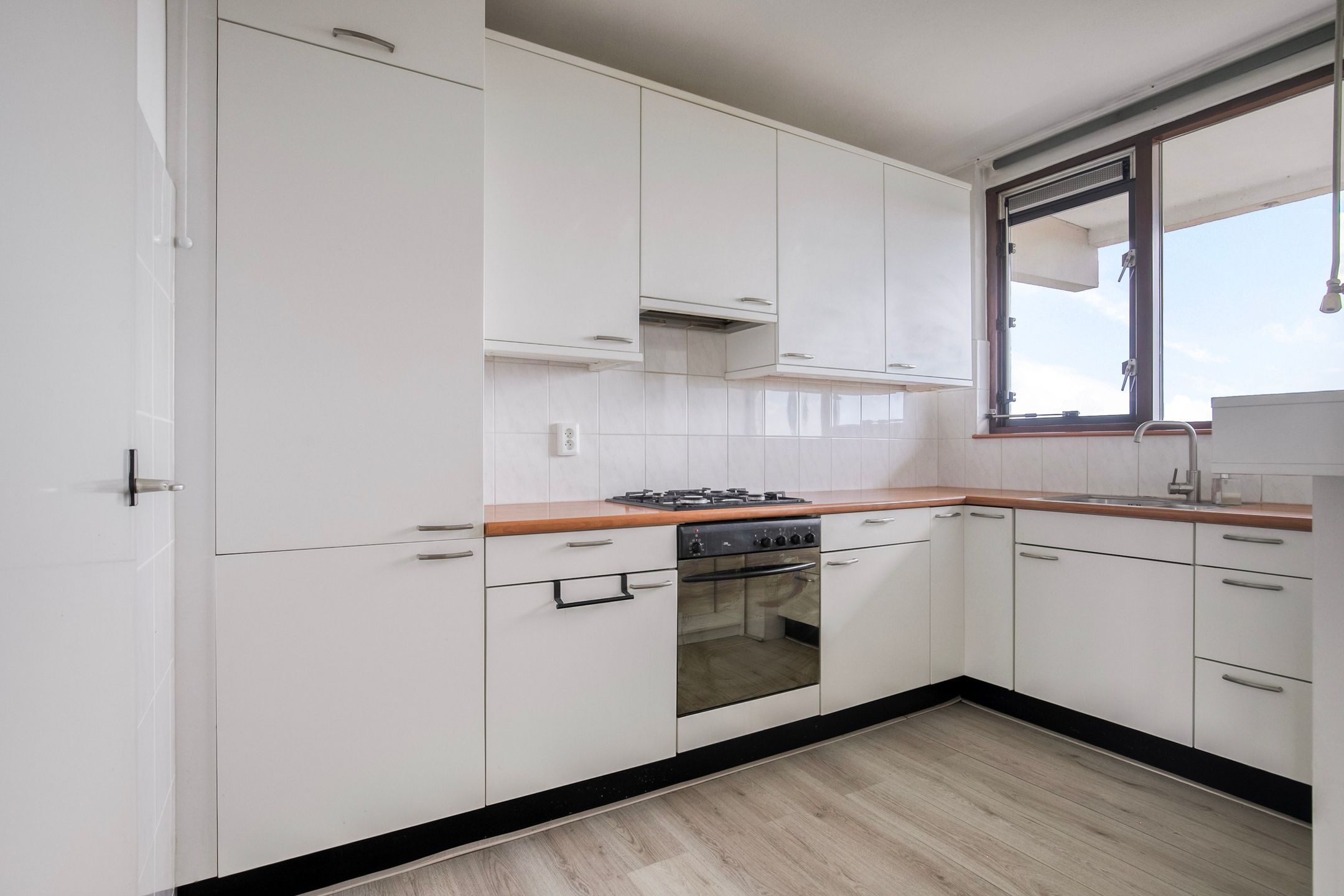 Foto 3 van Kloosplantsoen 721