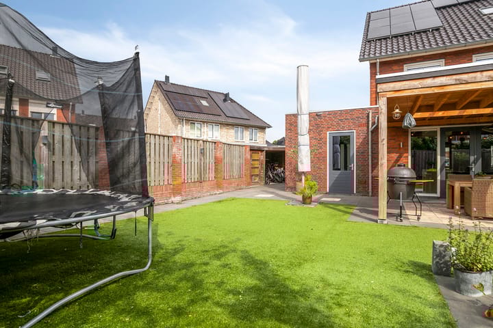 Foto 39 van Mackenhof 2