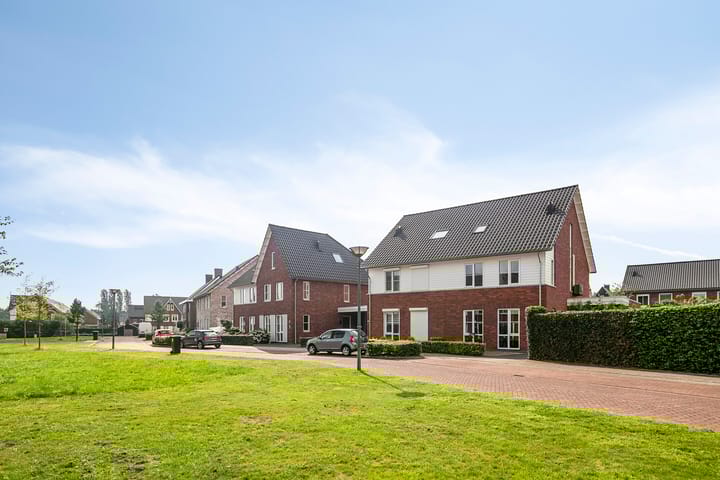 Foto 43 van Mackenhof 2