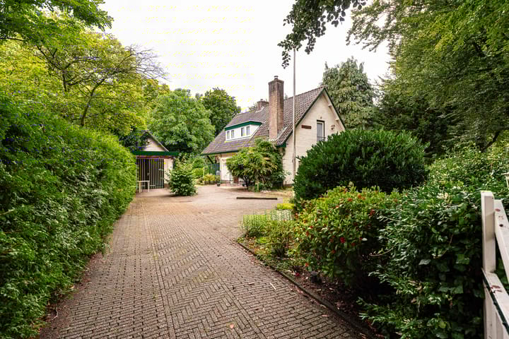 Foto 1 van Stationsweg 63